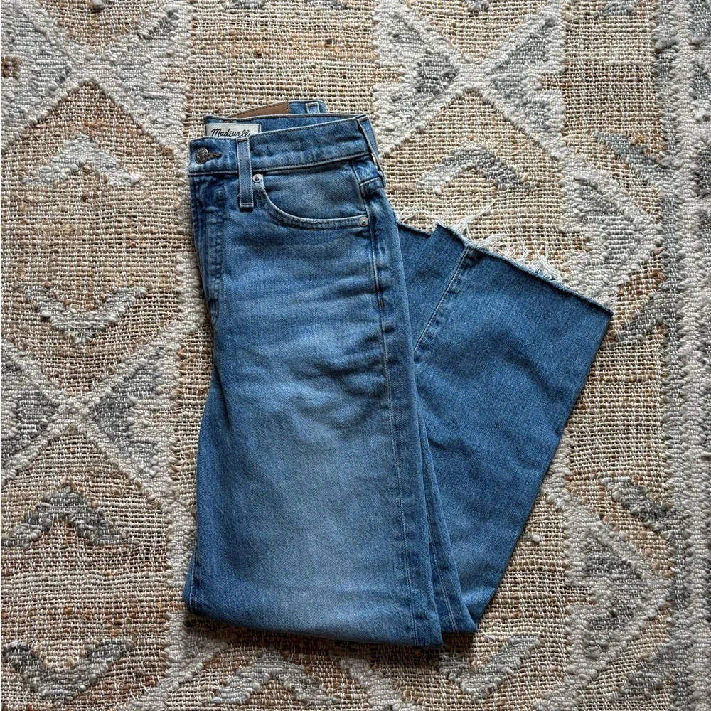 Madewell The Perfect Vintage Wide-Leg Jeans - Picture 2 of 5